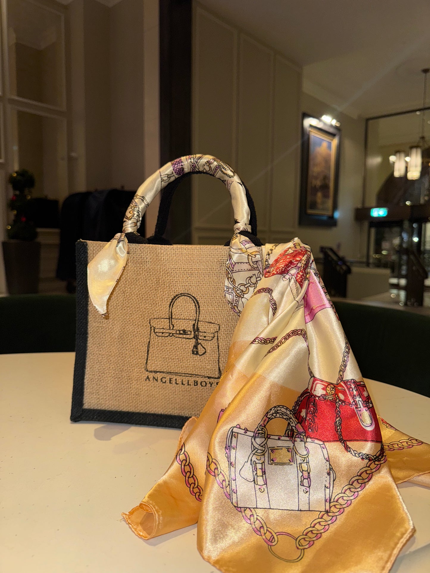 Purses in Paris Scarf in Crème